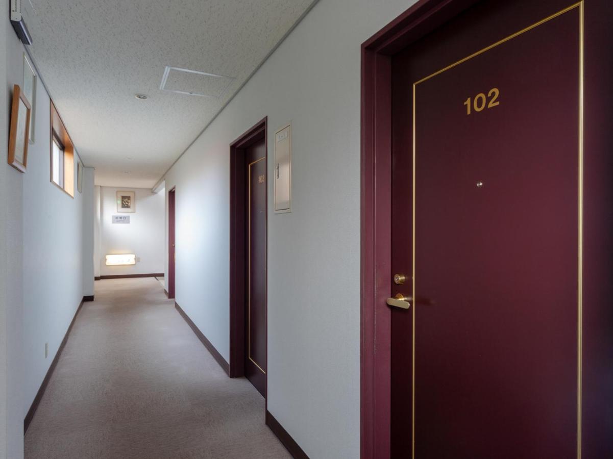 Tabist Business Hotel Fujiya Сасебо Екстер'єр фото